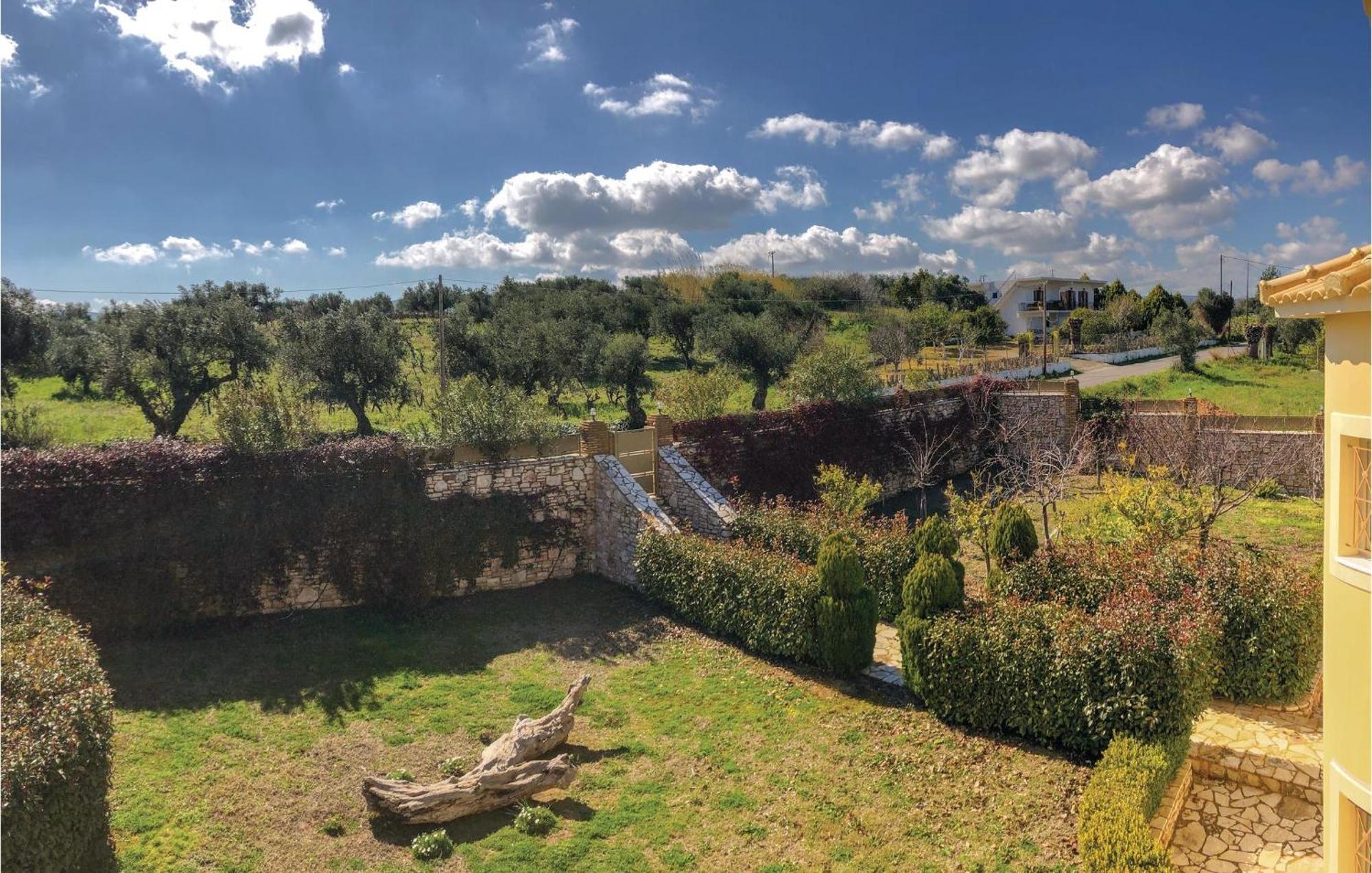 Amazing Home In Koroni With Wifi エクステリア 写真