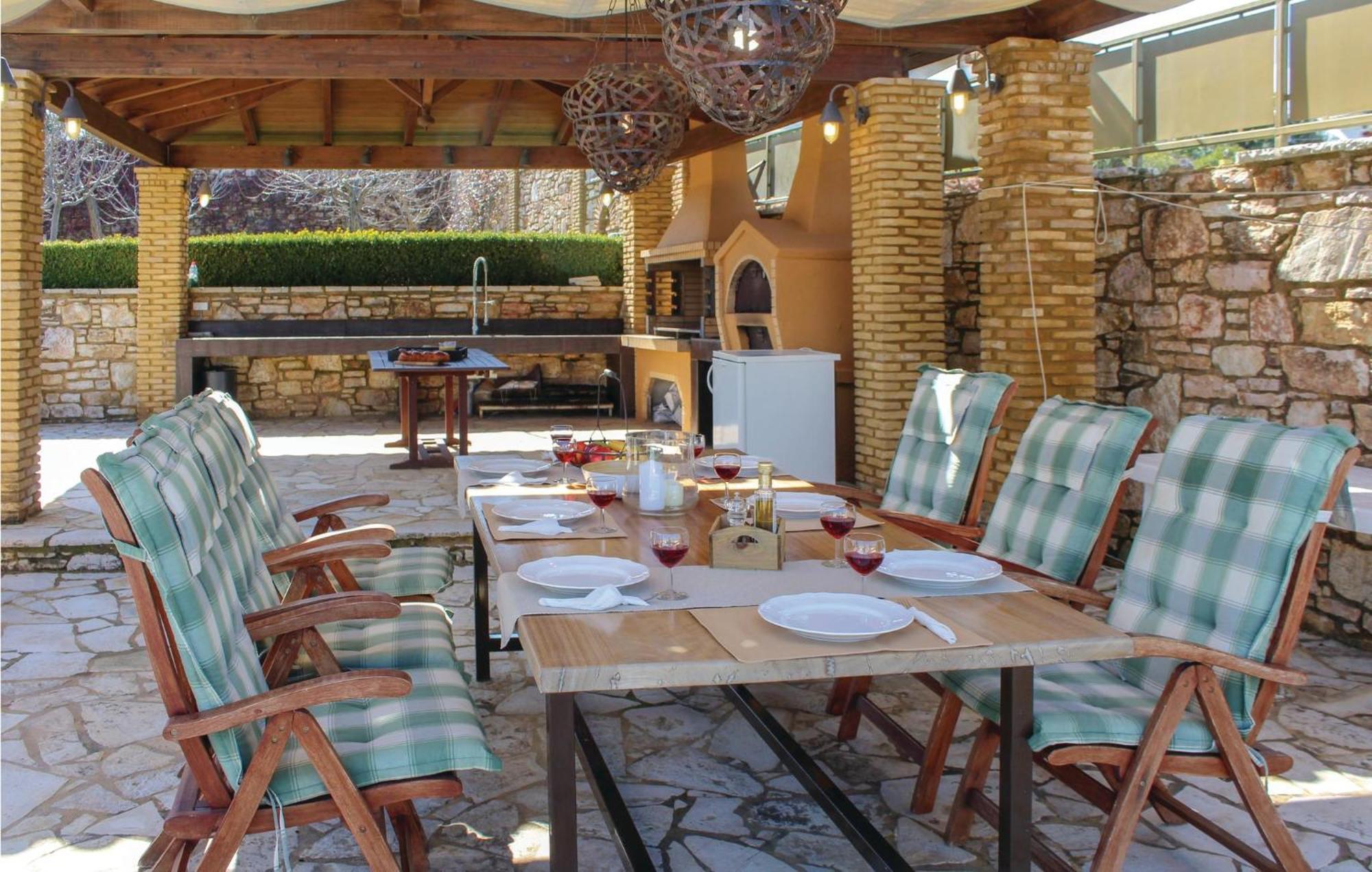 Amazing Home In Koroni With Wifi エクステリア 写真